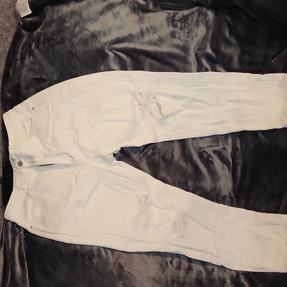 Shein size 6 white distressed jeans